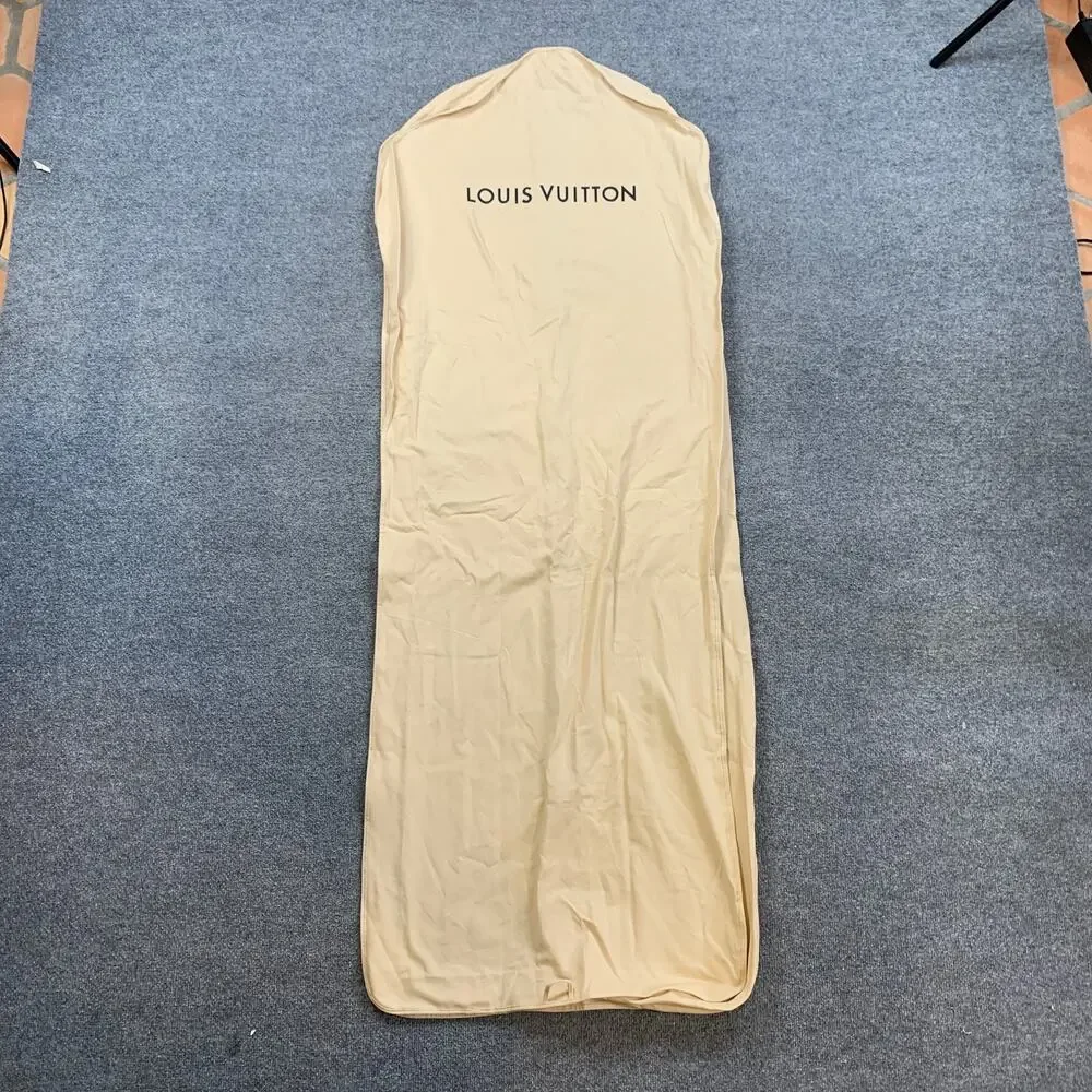 Louis Vuitton Garment Bag Cream Zipper Closure 63x24 Cotton Foldable Travel LV